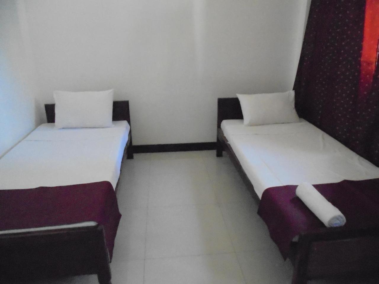 Jmf Hotel Negombo Exterior foto